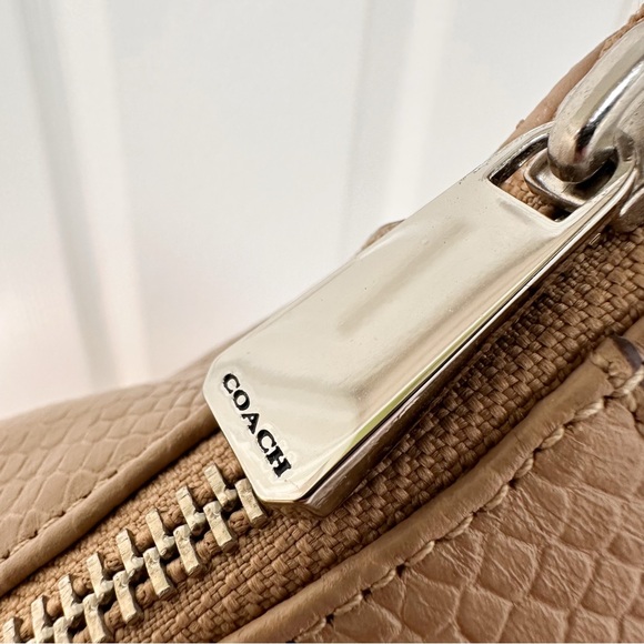 Coach Charlie Python Leather Hobo Tote in Tan NWT - Picture 9 of 14